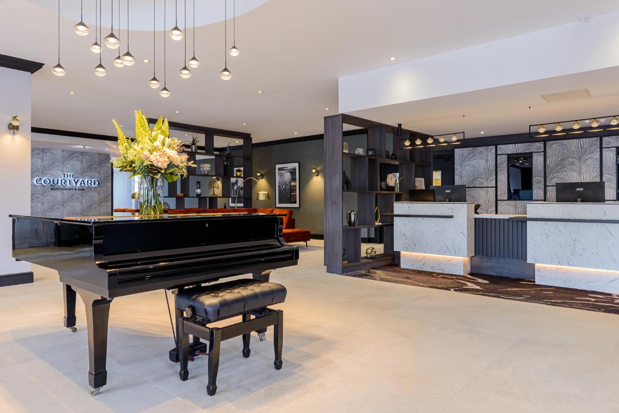 Clybaun Hotel กัลเวย์ ภายนอก รูปภาพ