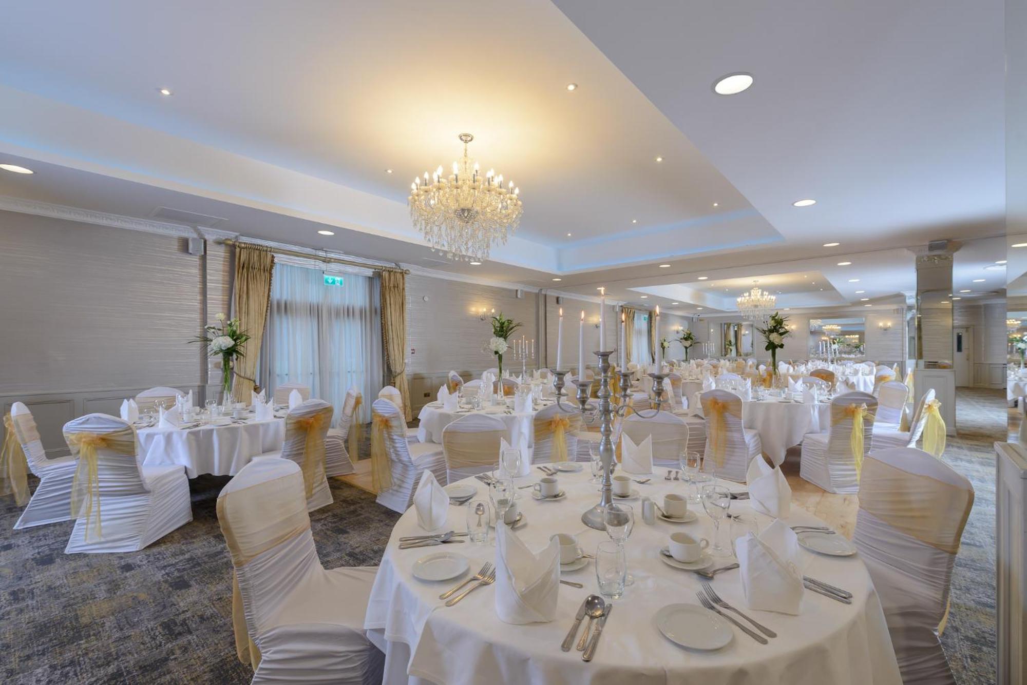 Clybaun Hotel กัลเวย์ ภายนอก รูปภาพ